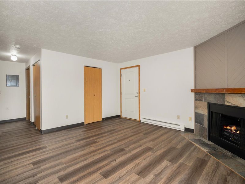 Living room facing entry, unit style 2A